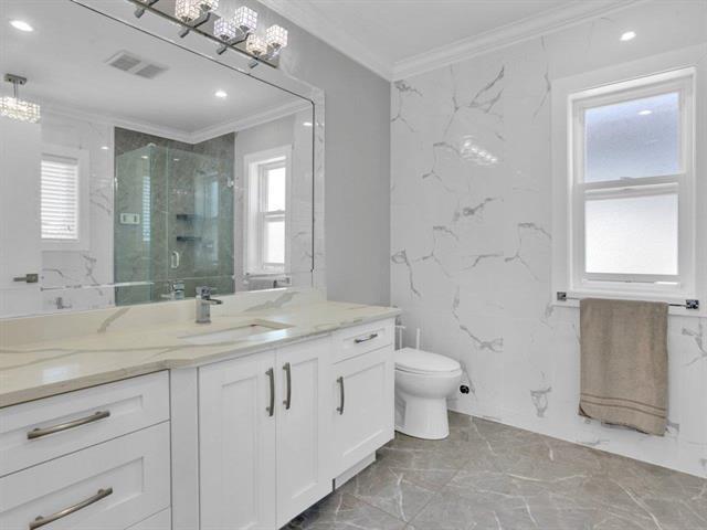 15456 RUSSELL AVENUE, White Rock