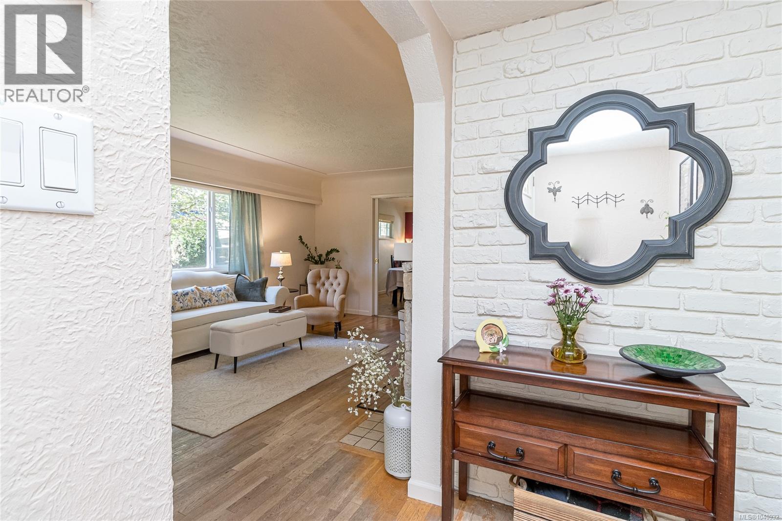 610 Kent Rd - 4