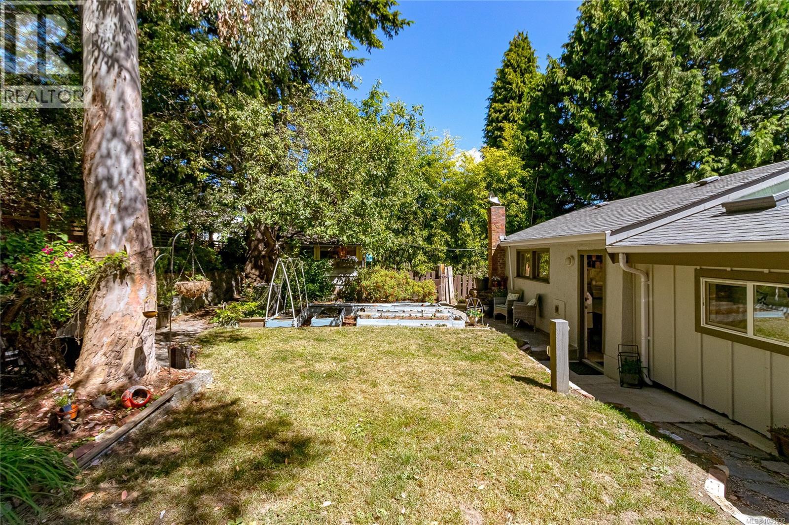 610 Kent Rd - 27