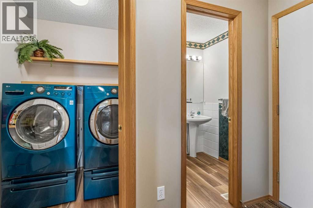 132 Hidden Ranch Crescent NW - 12