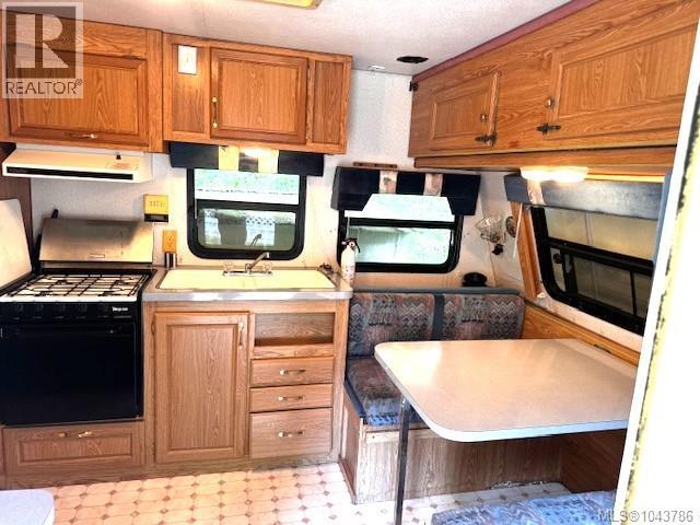 #D4 2650 Turnbull Rd - 27
