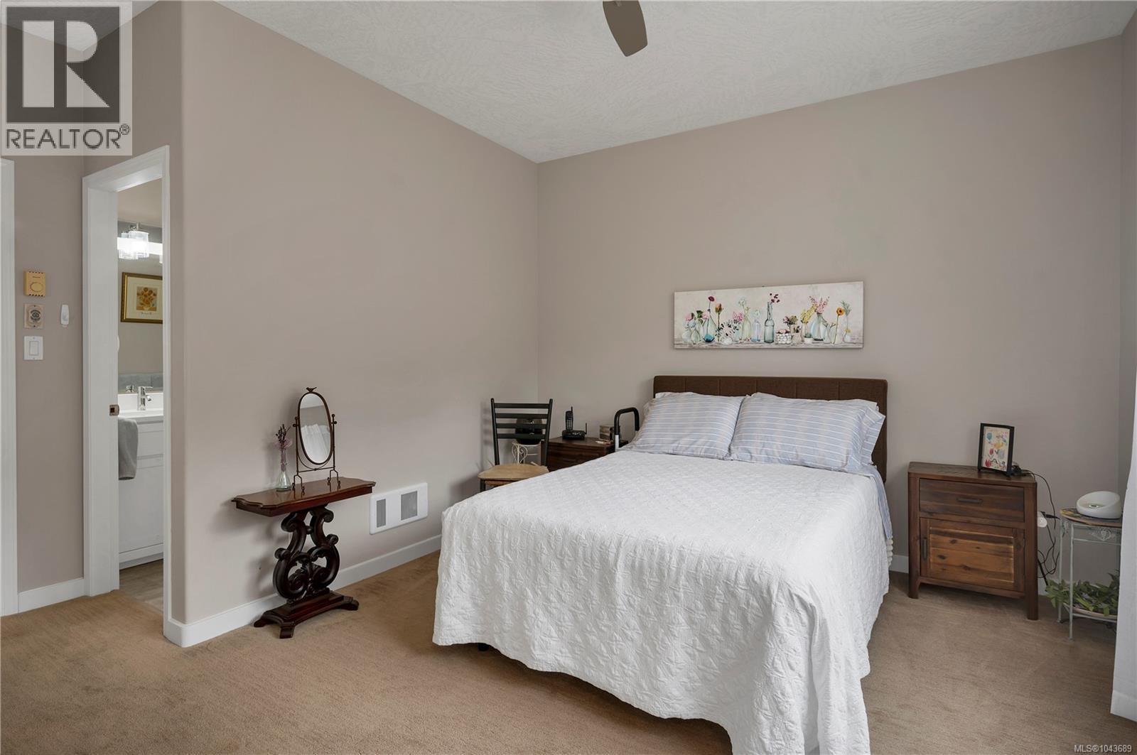 #308 1350 Island Hwy S - 20