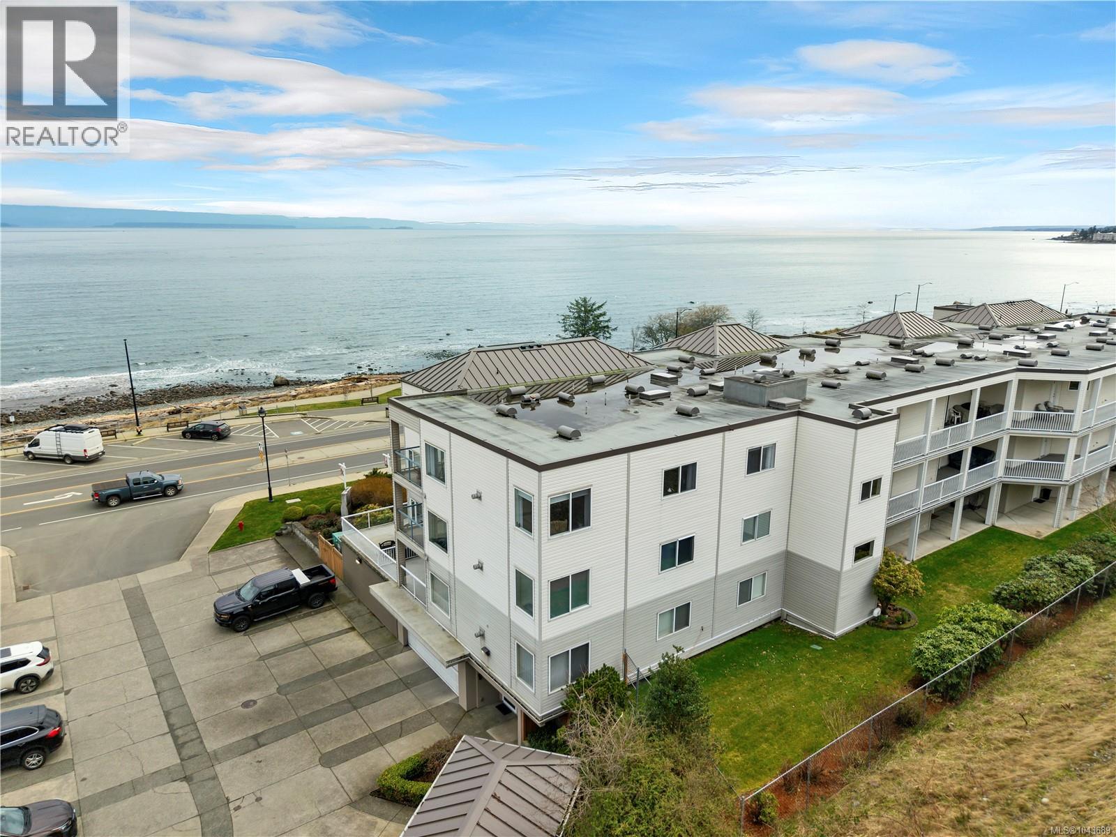 #308 1350 Island Hwy S - 39