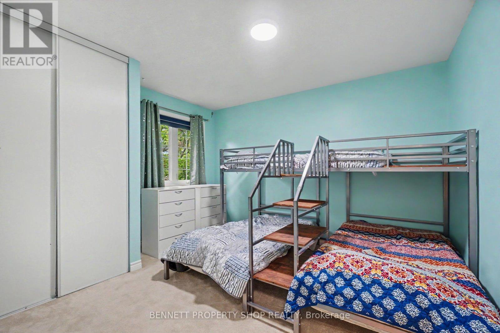 1879 LECLAIR CRESCENT - 13