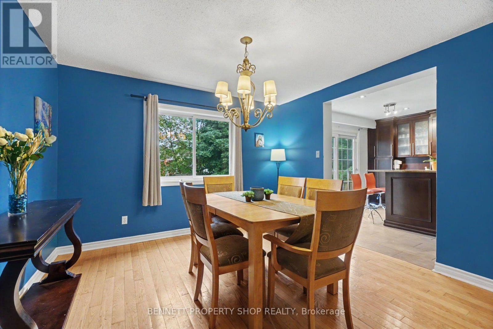 1879 LECLAIR CRESCENT - 6
