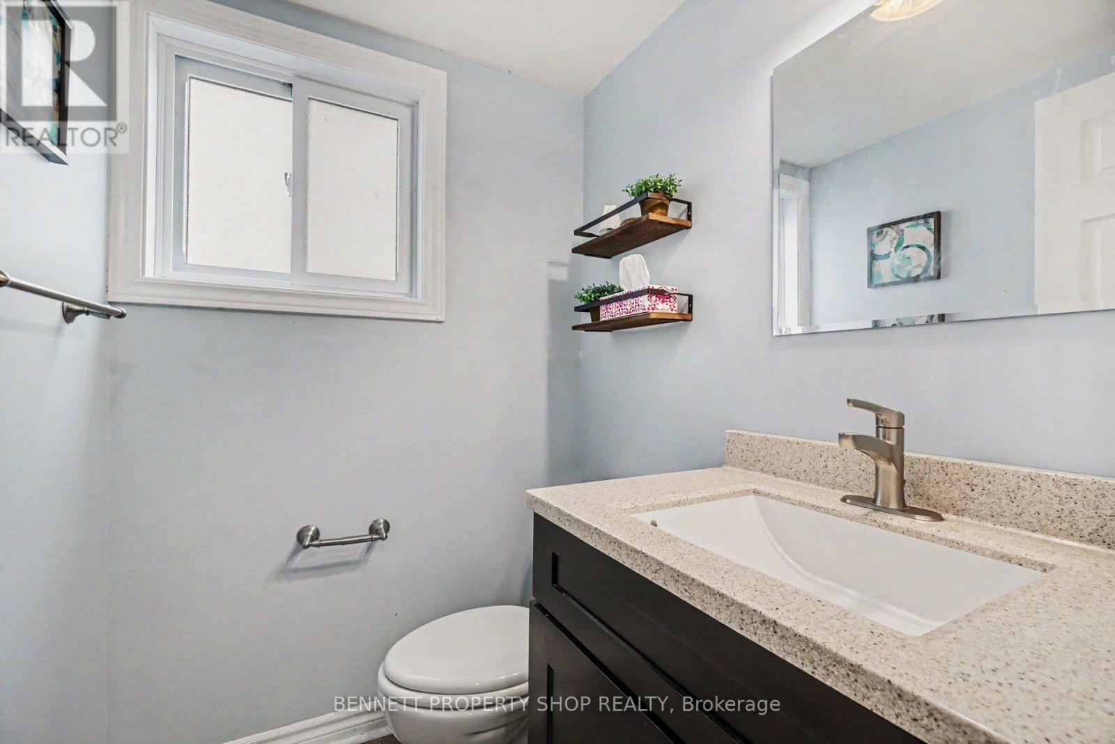 1879 LECLAIR CRESCENT - 8