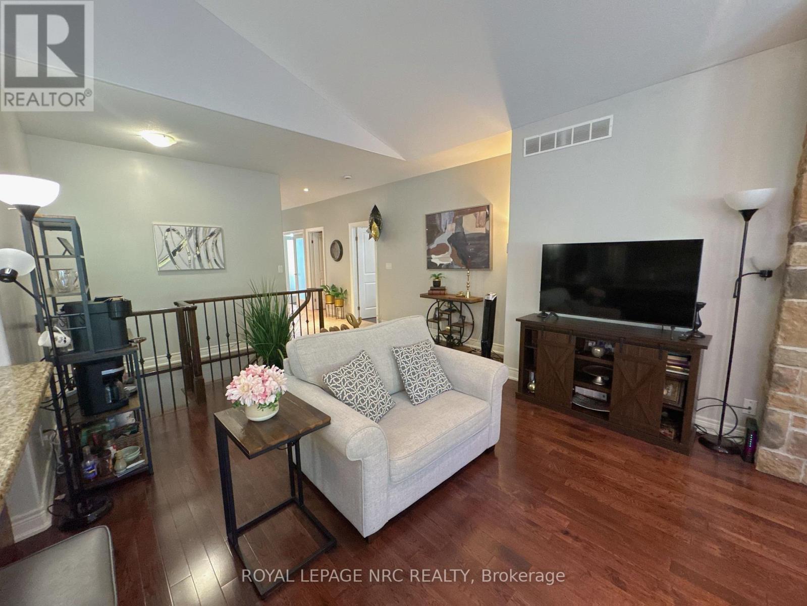 211 FIRST STREET LOUTH - 15