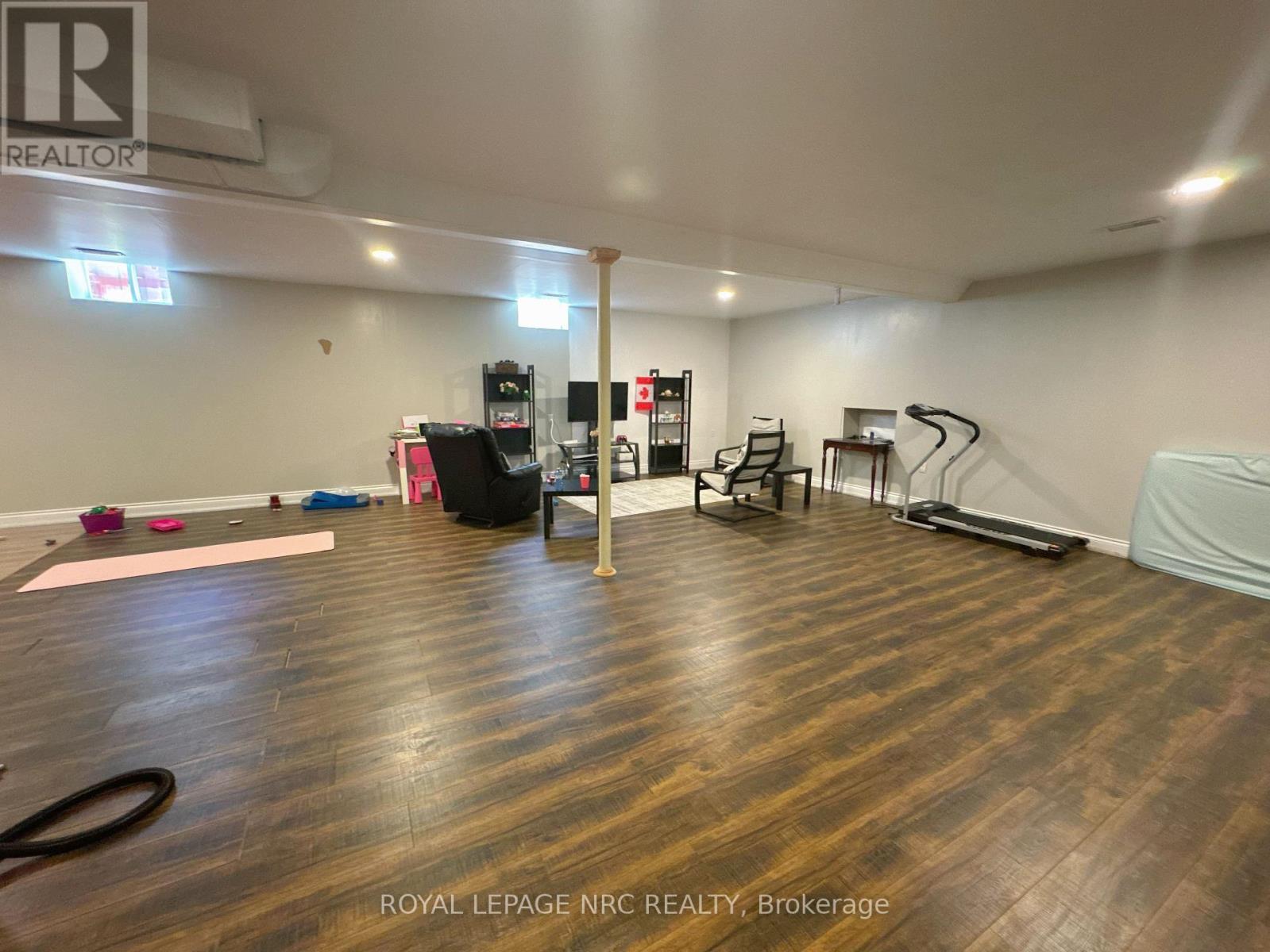 211 FIRST STREET LOUTH - 24