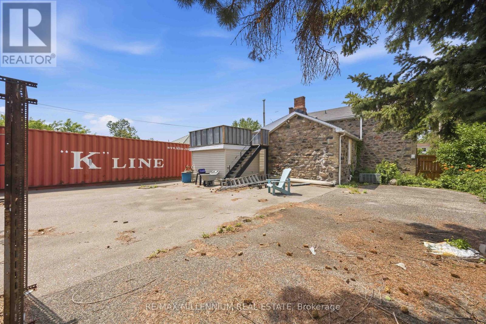 1355 VICTORIA PARK AVENUE - Image 15