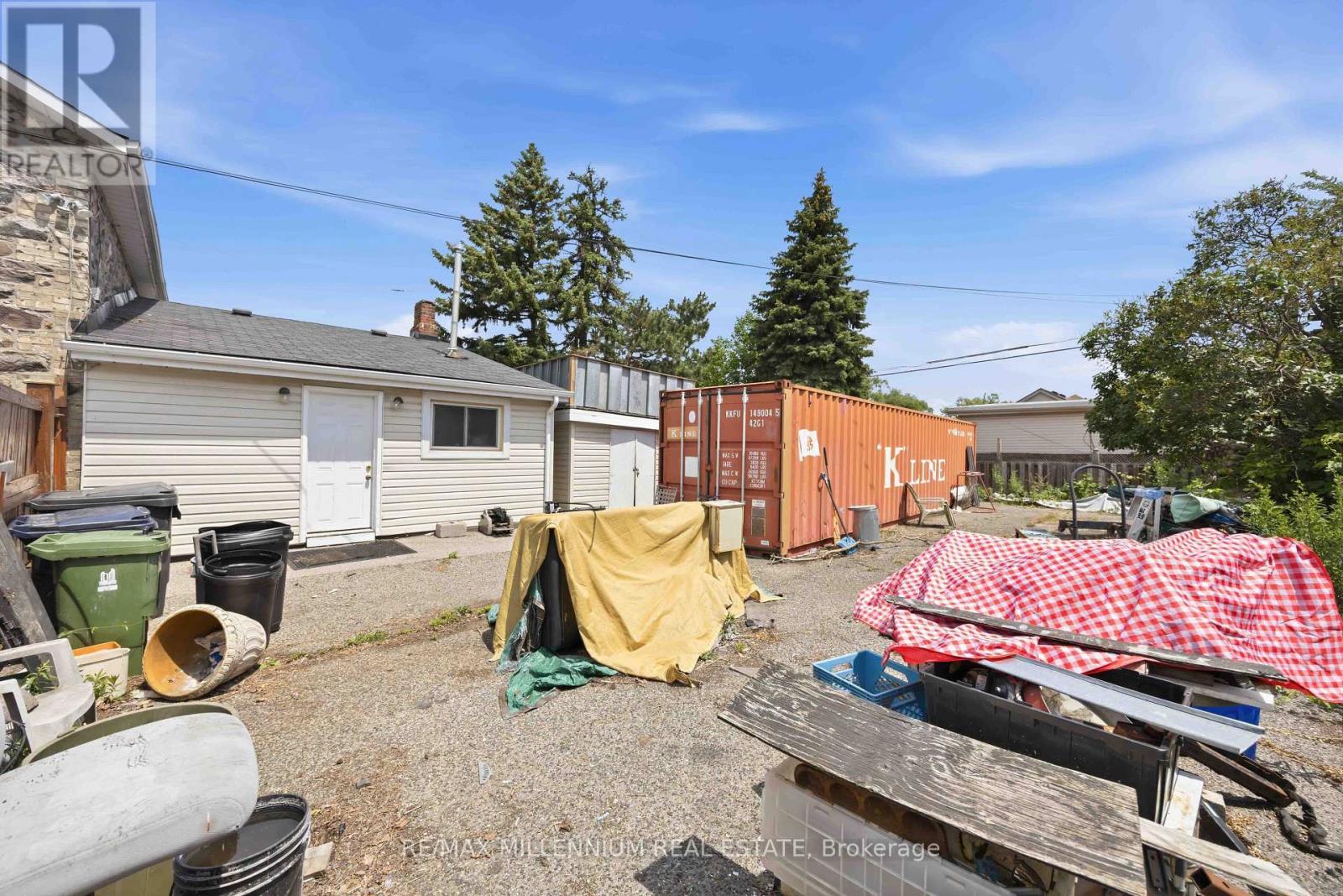 1355 VICTORIA PARK AVENUE - 9