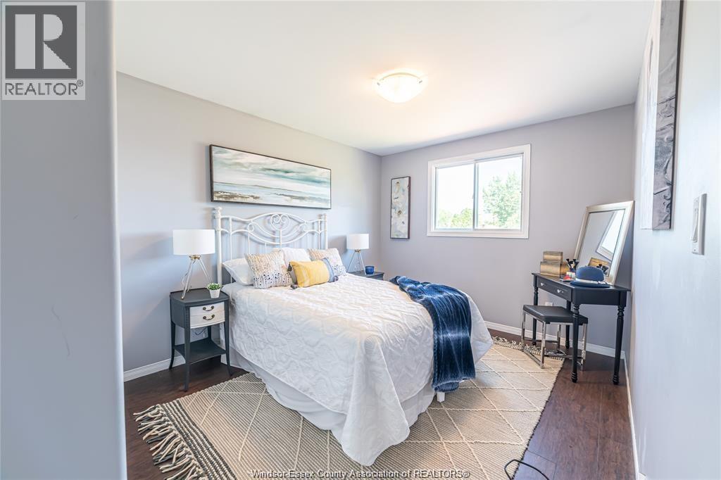 1752 VICKY CIRCLE - 12