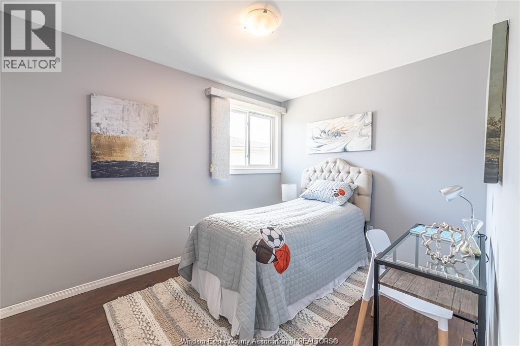 1752 VICKY CIRCLE - 16