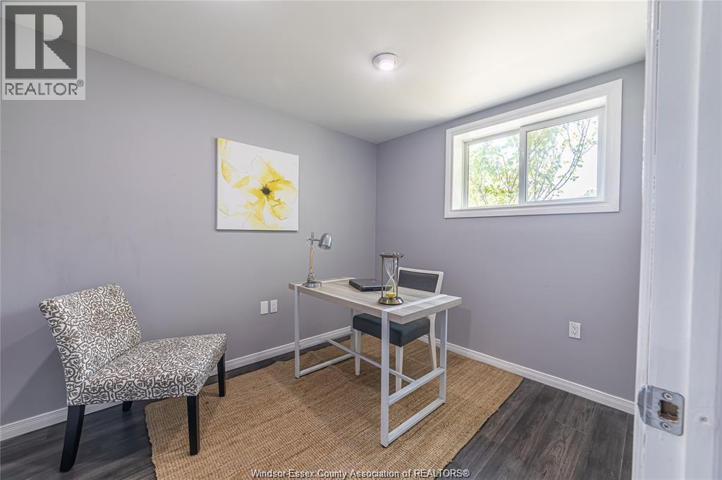 1752 VICKY CIRCLE - 23