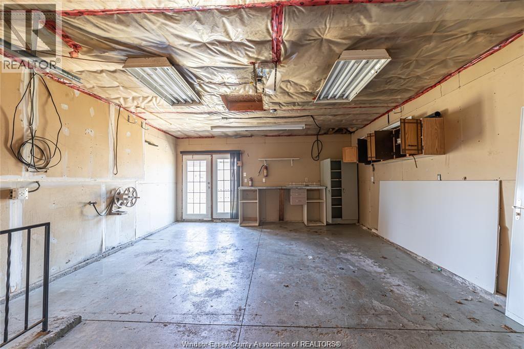 1752 VICKY CIRCLE - 27