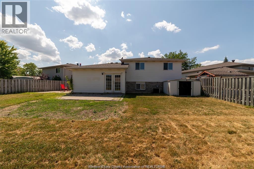 1752 VICKY CIRCLE - 31
