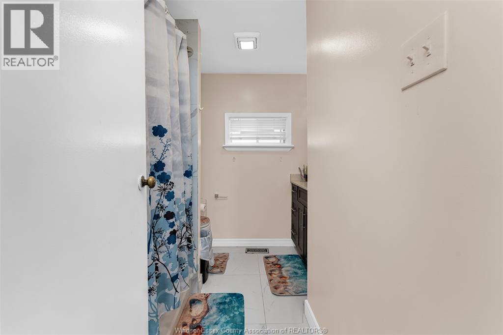 3081 FAIRLANE CRESCENT - Image 10