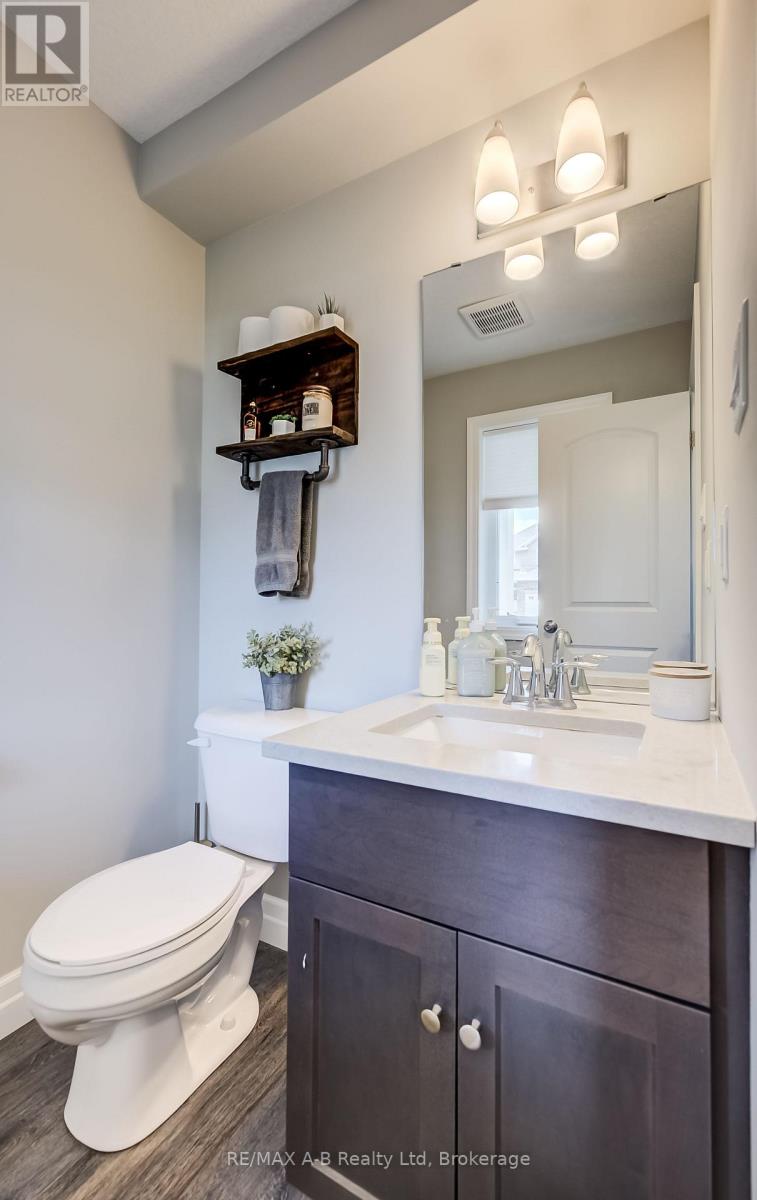 122 HALLIDAY DRIVE - 14