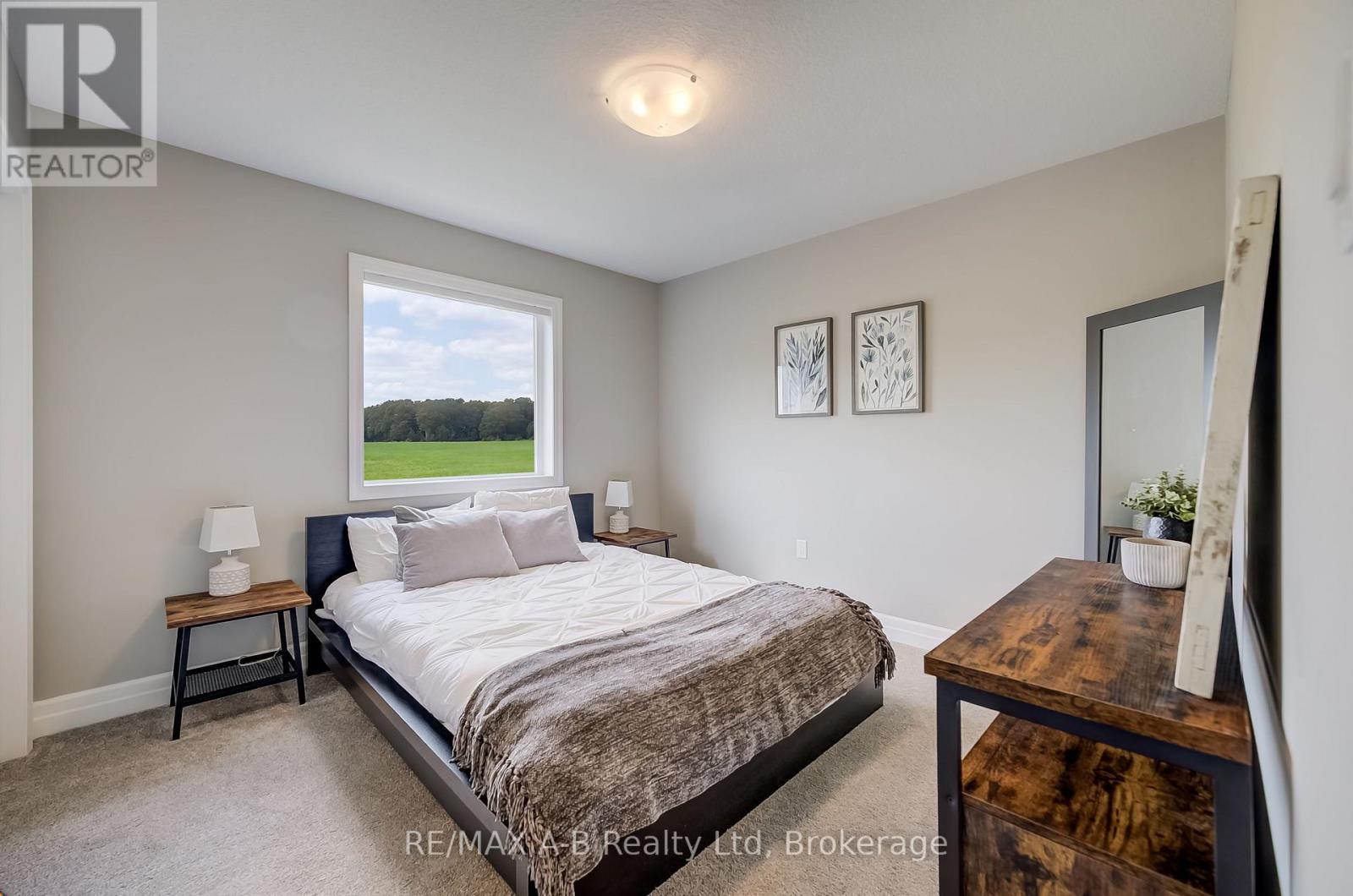 122 HALLIDAY DRIVE - 16