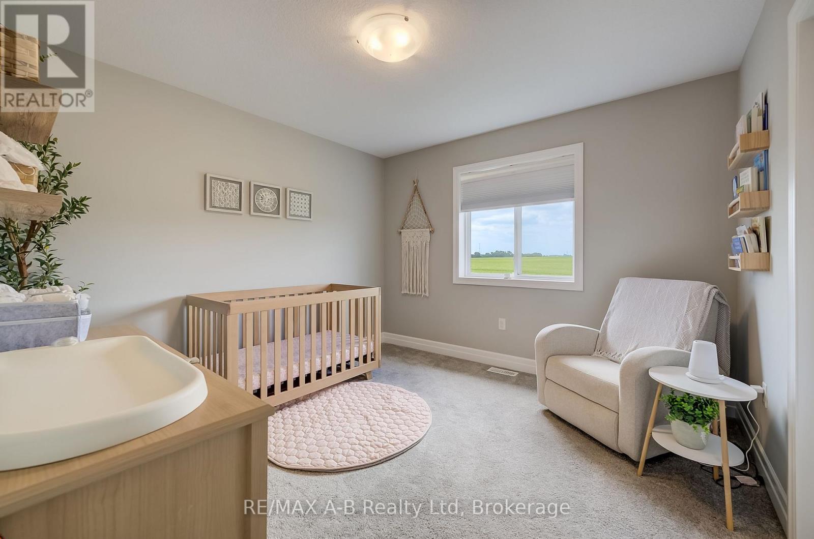 122 HALLIDAY DRIVE - 24