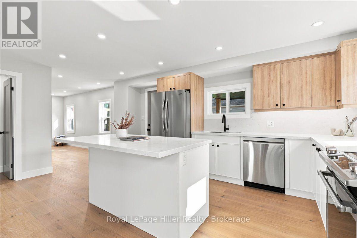 361 NELSON STREET - 17