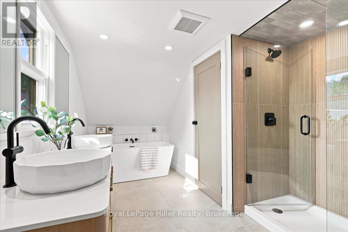 361 NELSON STREET - 29