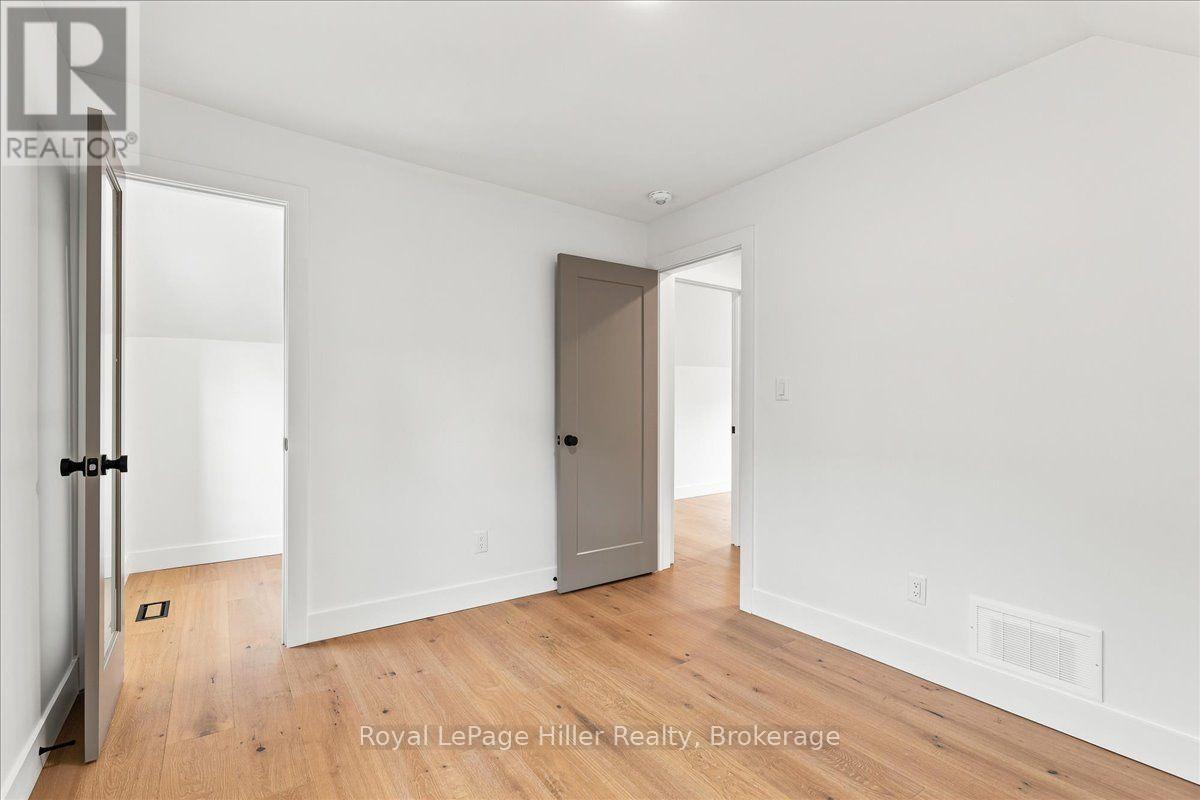 361 NELSON STREET - 35
