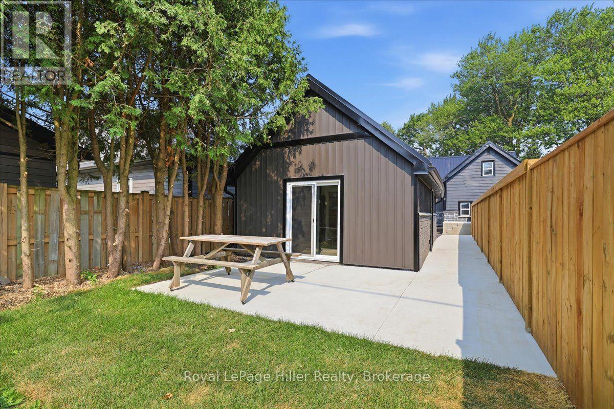 361 NELSON STREET - 42