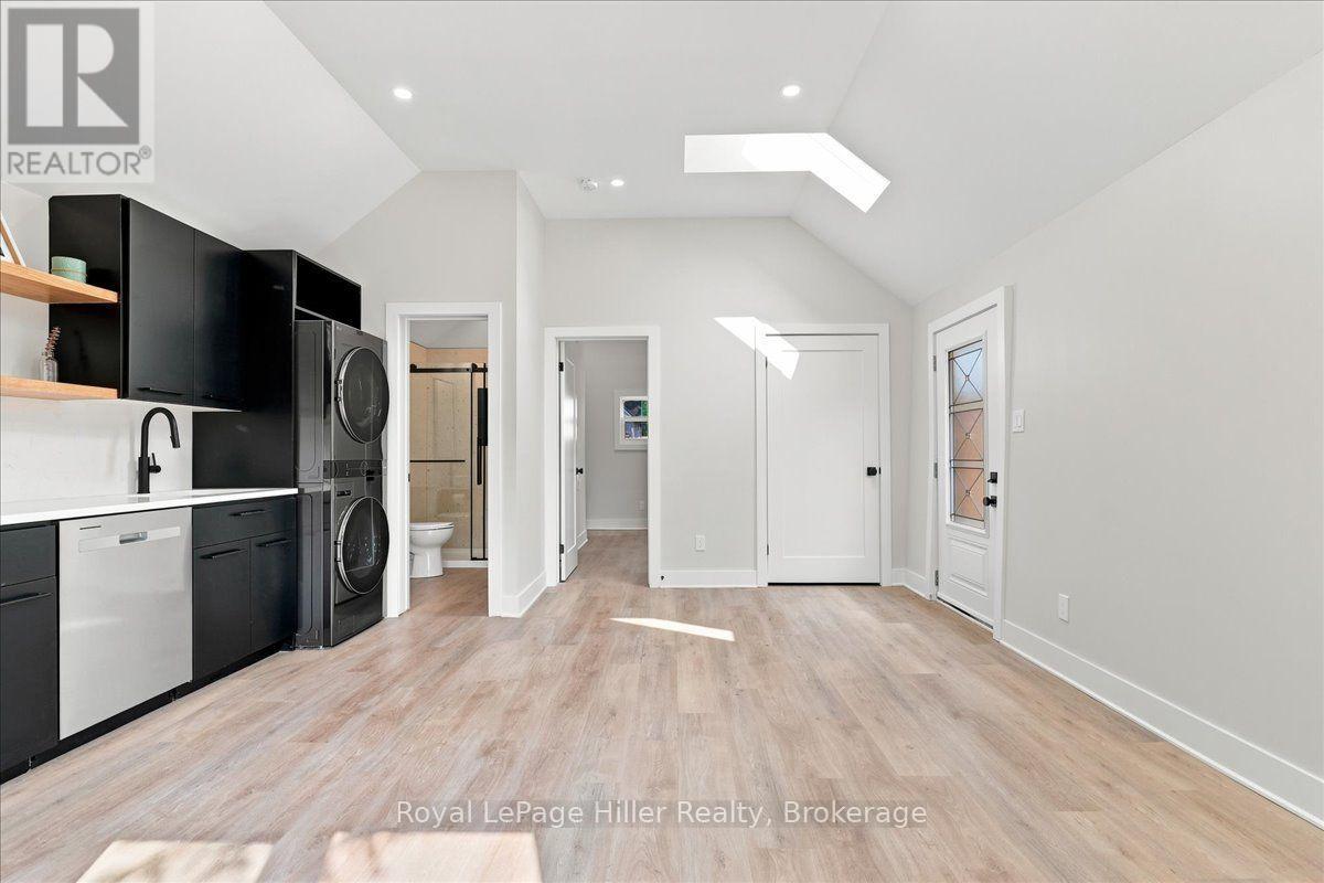 361 NELSON STREET - 45