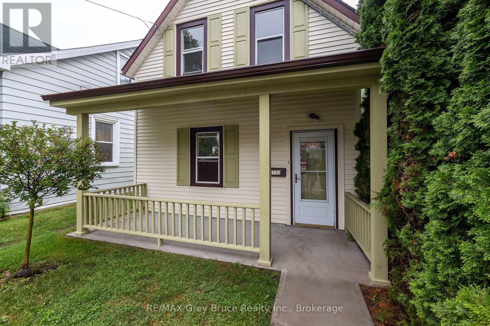 1131 3RD AVENUE W - 1