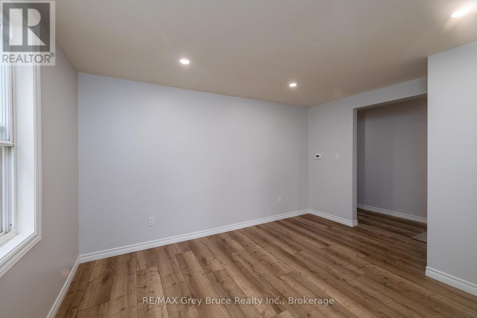 1131 3RD AVENUE W - 12
