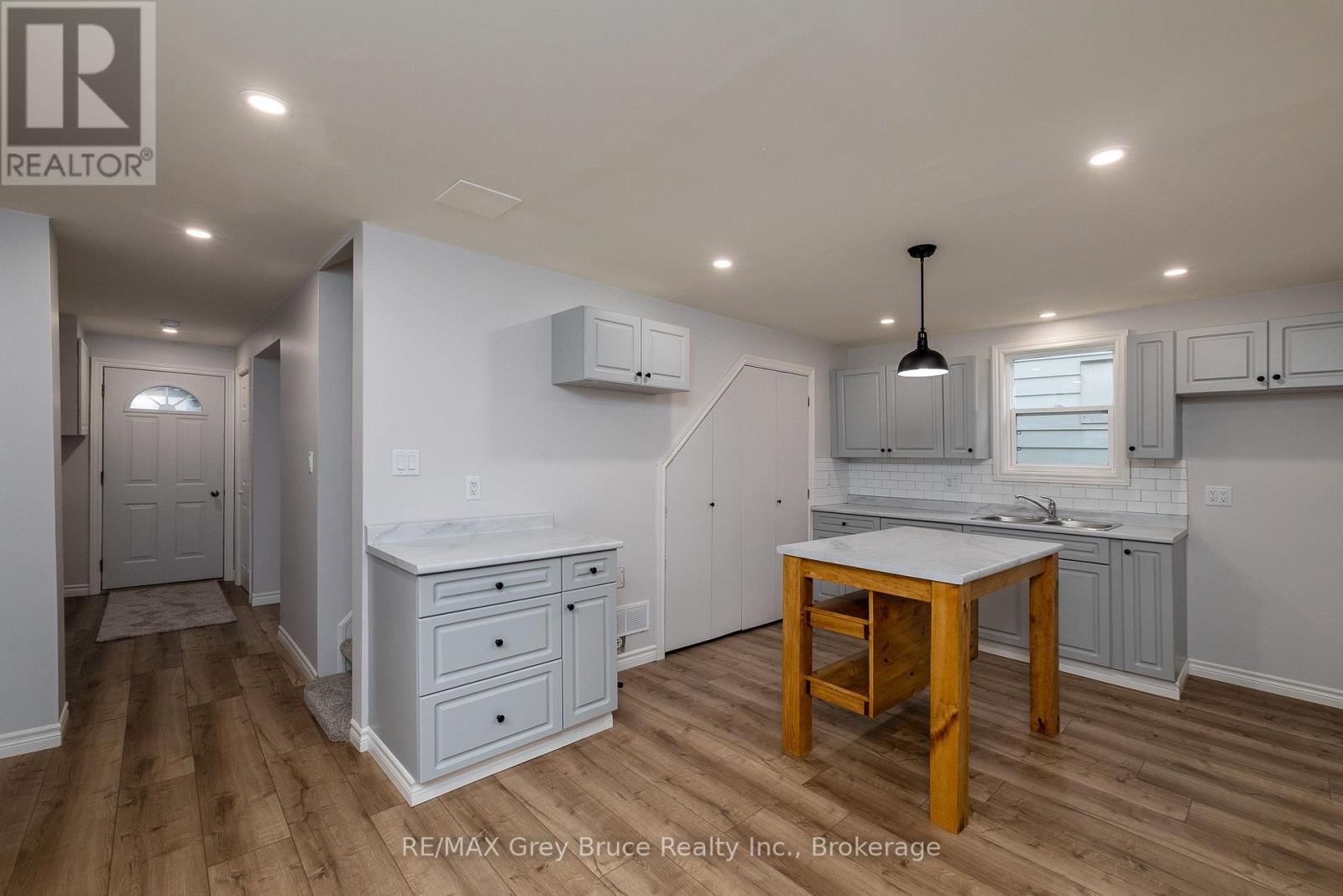 1131 3RD AVENUE W - 14