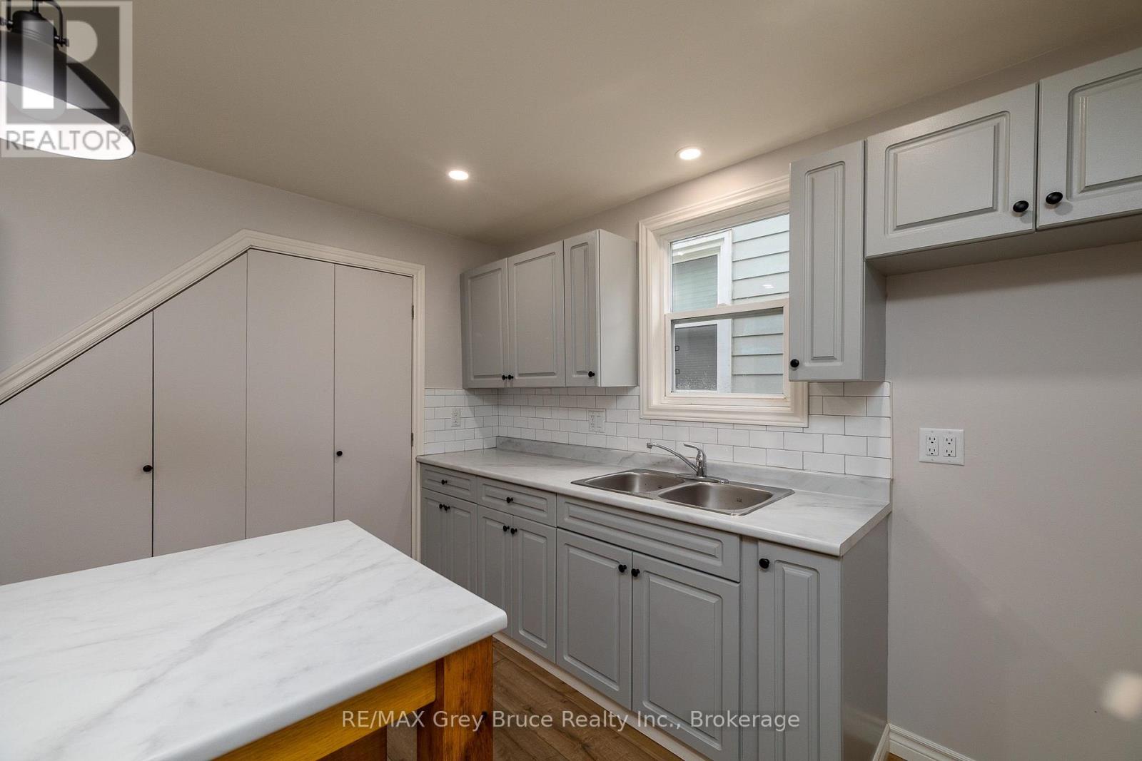 1131 3RD AVENUE W - 17