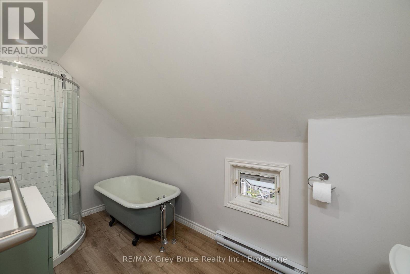 1131 3RD AVENUE W - 30