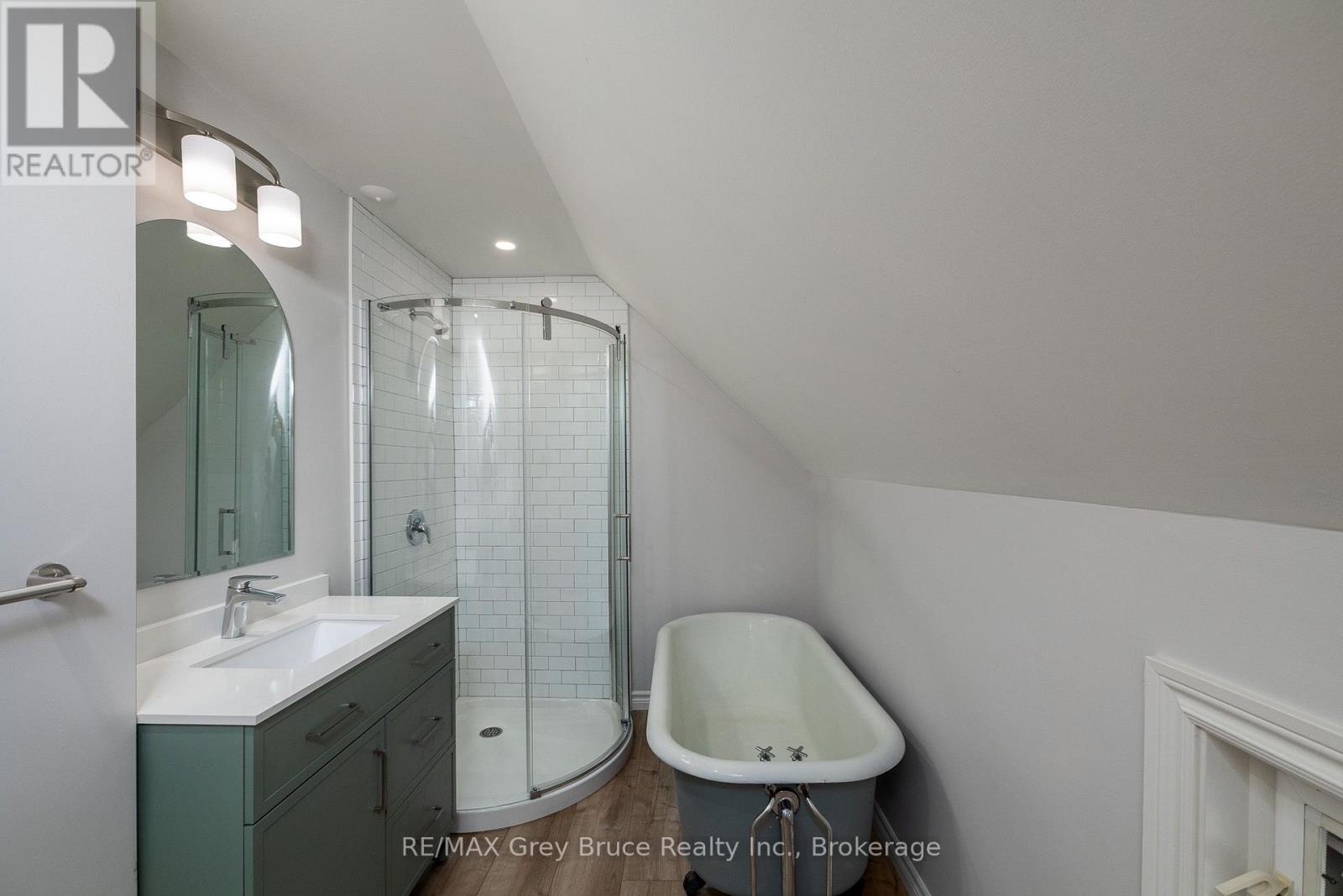 1131 3RD AVENUE W - 31
