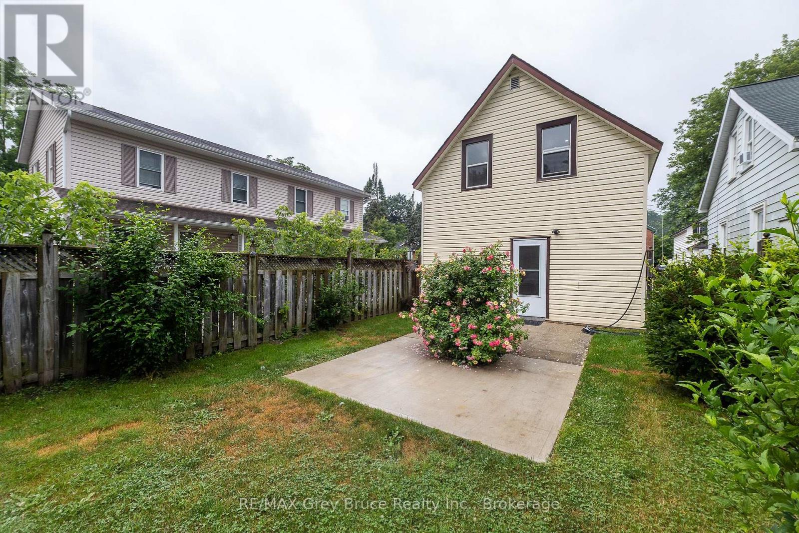 1131 3RD AVENUE W - 36