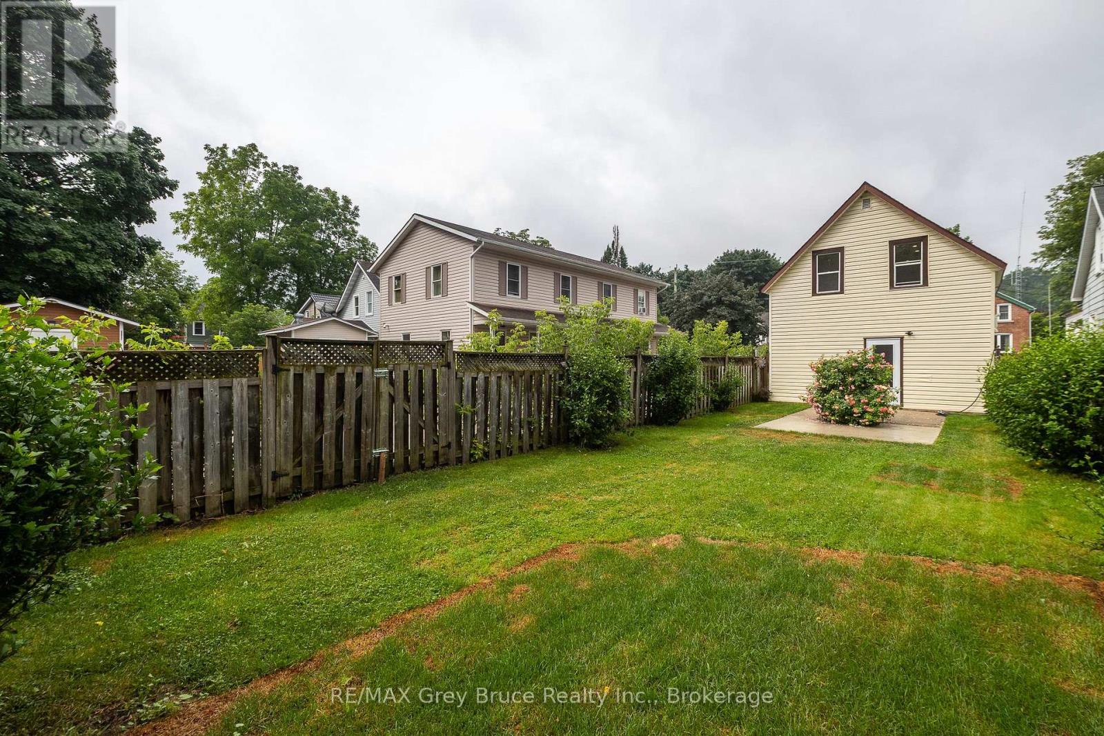 1131 3RD AVENUE W - 38