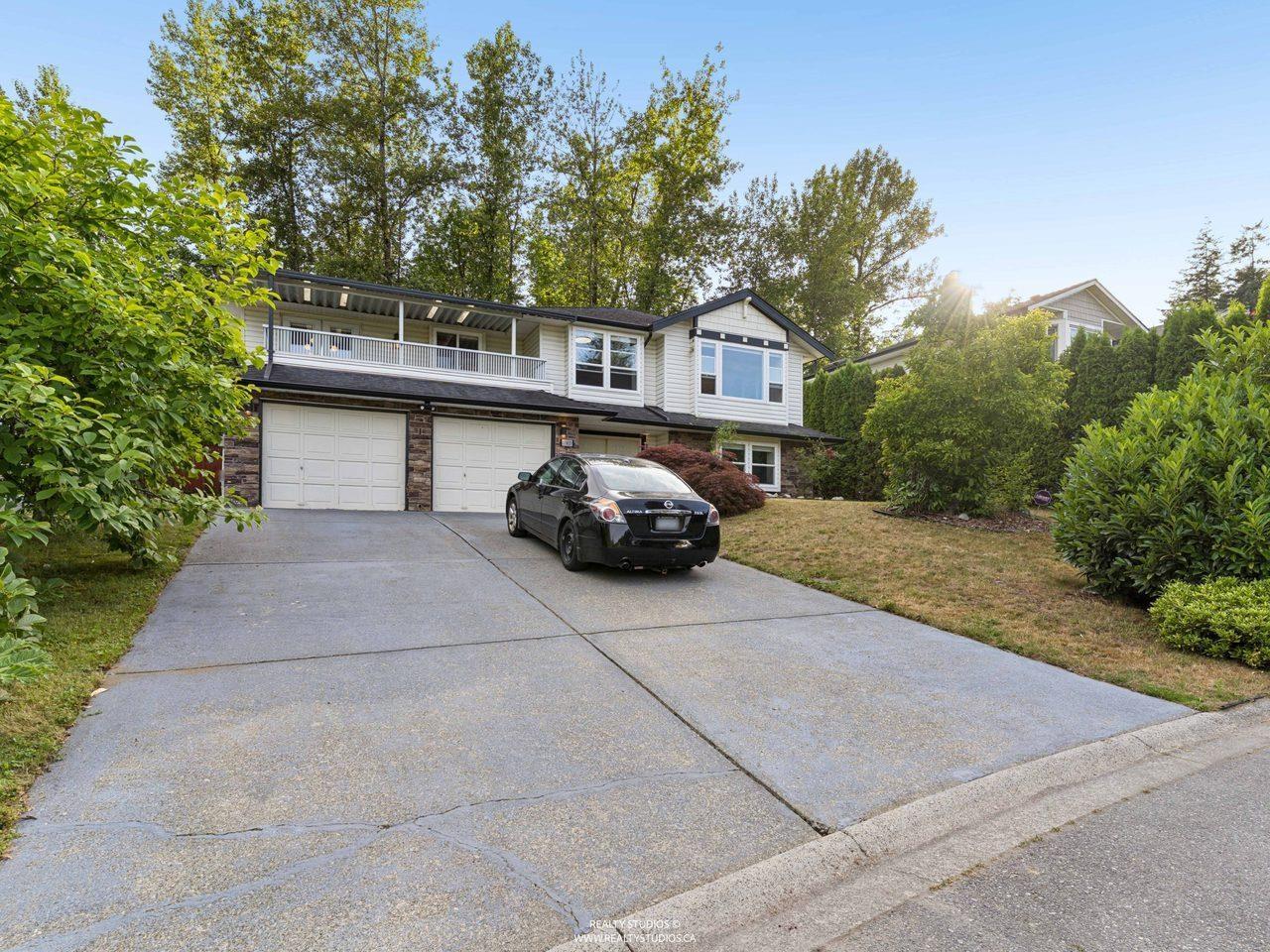 4 Bed, 3 Bath House for Sale in Surrey – 11411 WELLINGTON CRESCENT, Surrey – MLS# R3148207 - Image 37