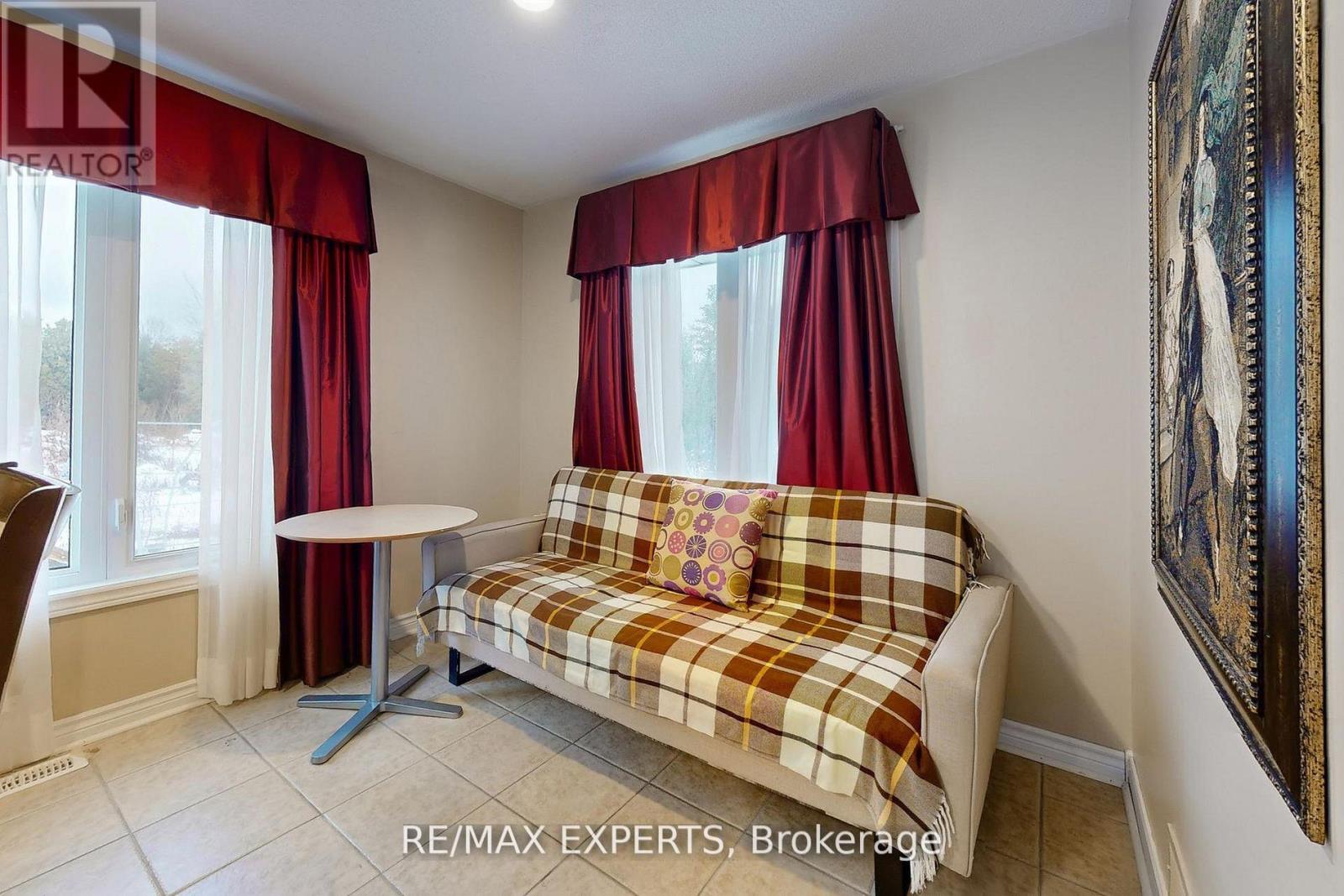 3180 FLEMING BOULEVARD - 16