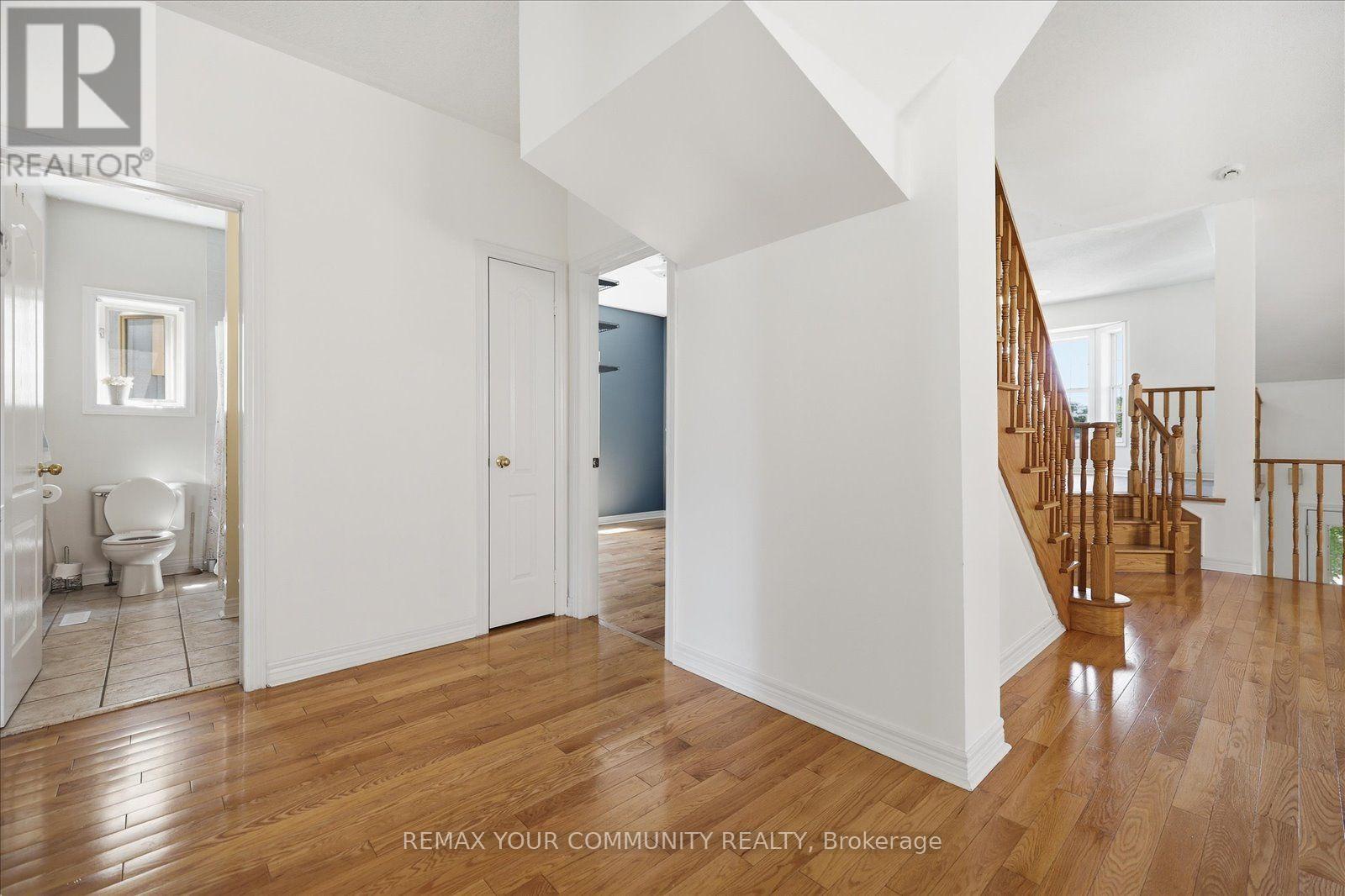 6926 EARLY SETTLER ROW - 17