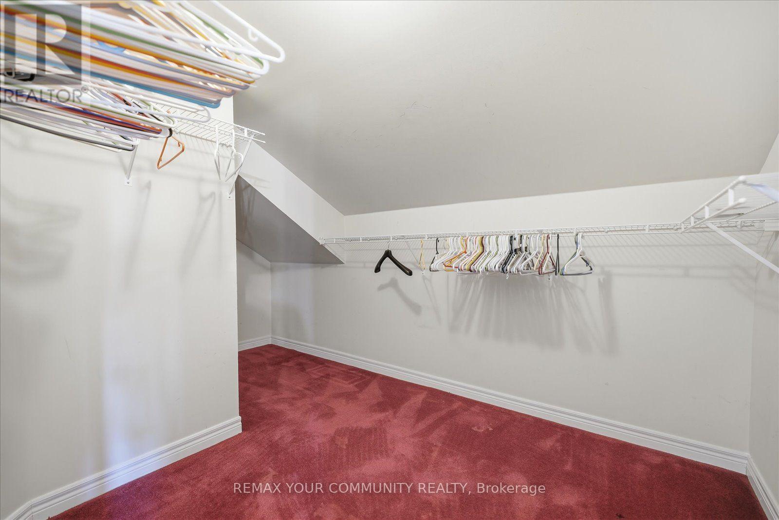 6926 EARLY SETTLER ROW - 24