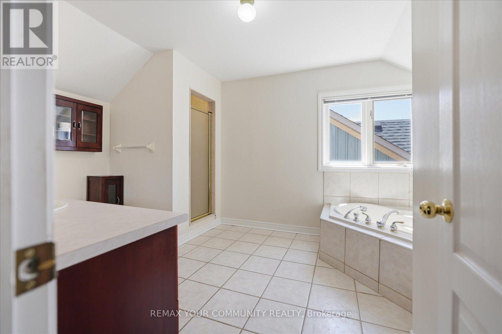 6926 EARLY SETTLER ROW - 25