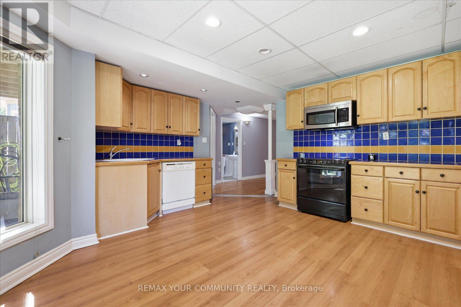6926 EARLY SETTLER ROW - 34