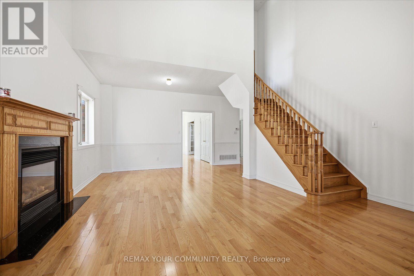 6926 EARLY SETTLER ROW - 4
