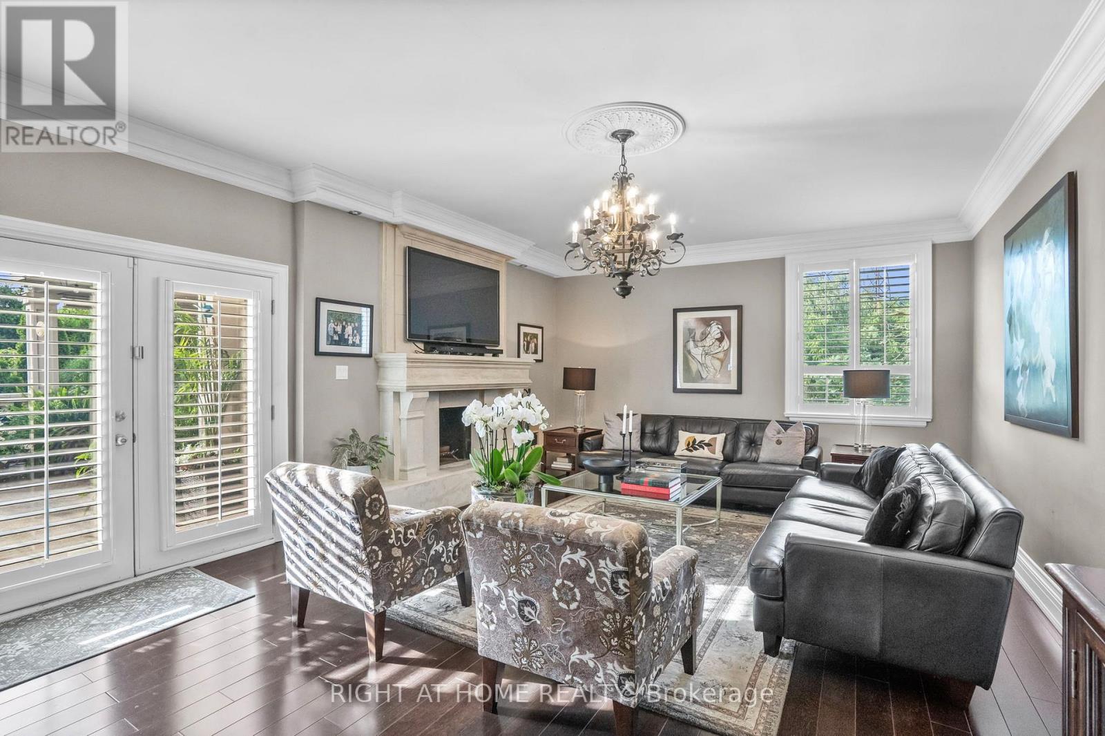 14 DELBROOK COURT - Image 24