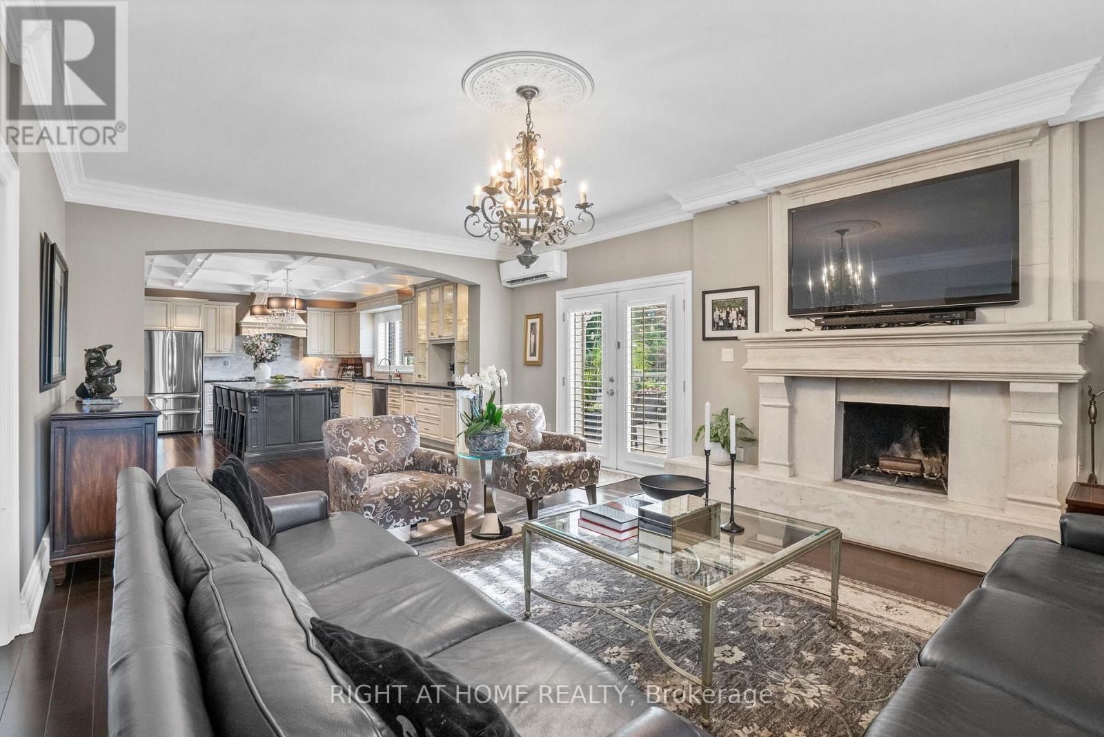 14 DELBROOK COURT - Image 25