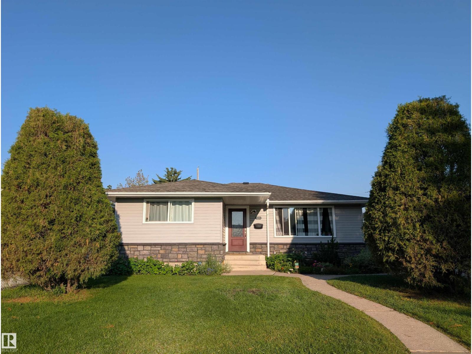 13216 117 ST NW - 1