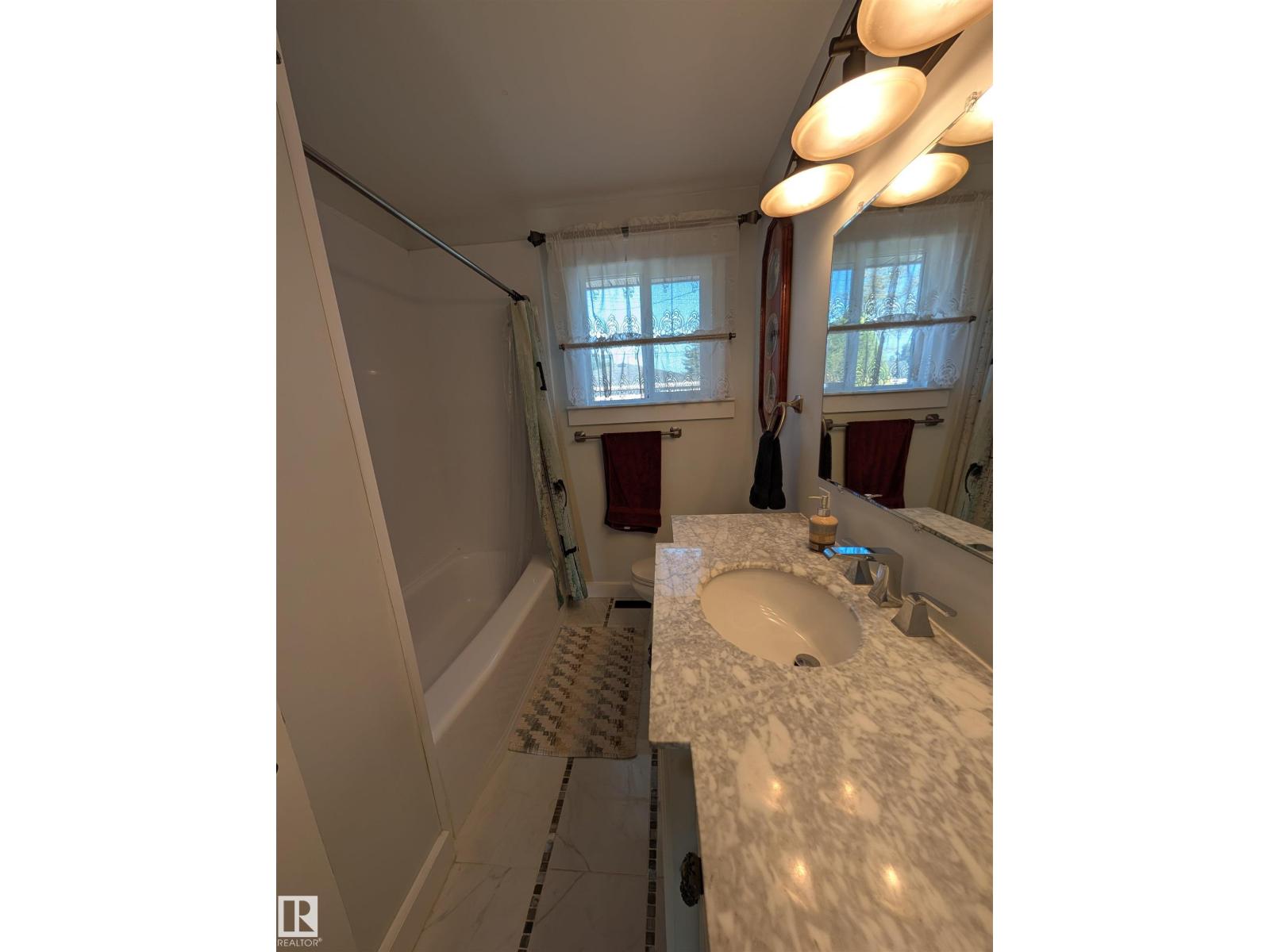 13216 117 ST NW - 15