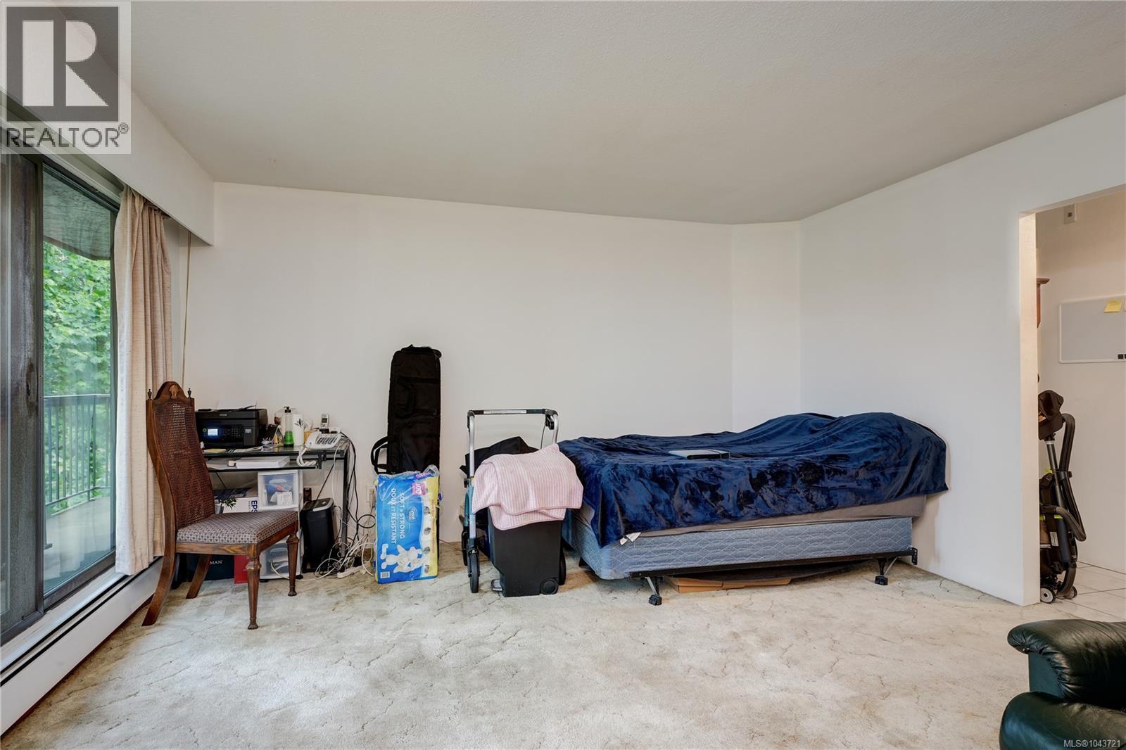 #304 1009 McKenzie Ave - 6
