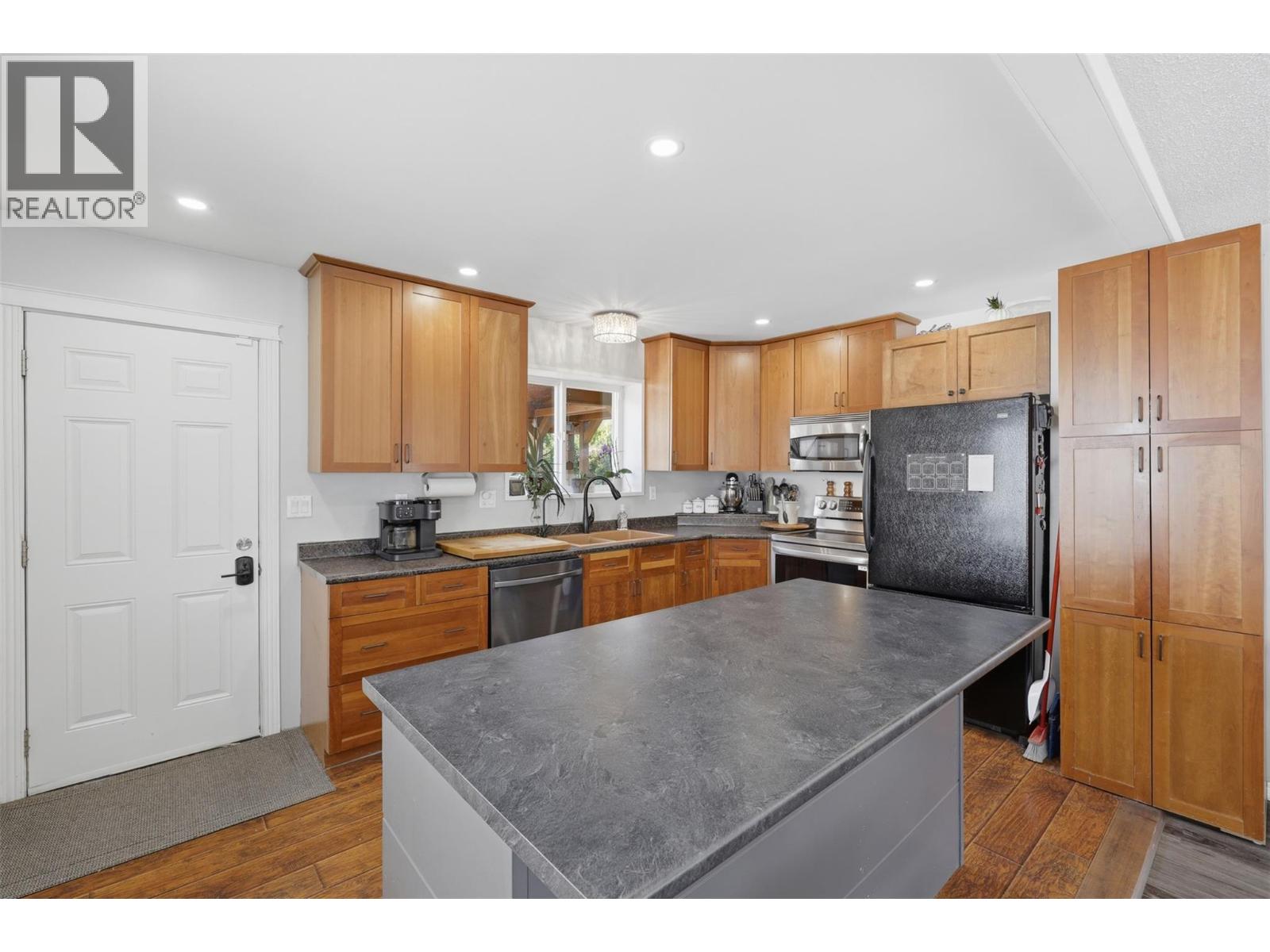 4568 CAMMERAY Drive - 5