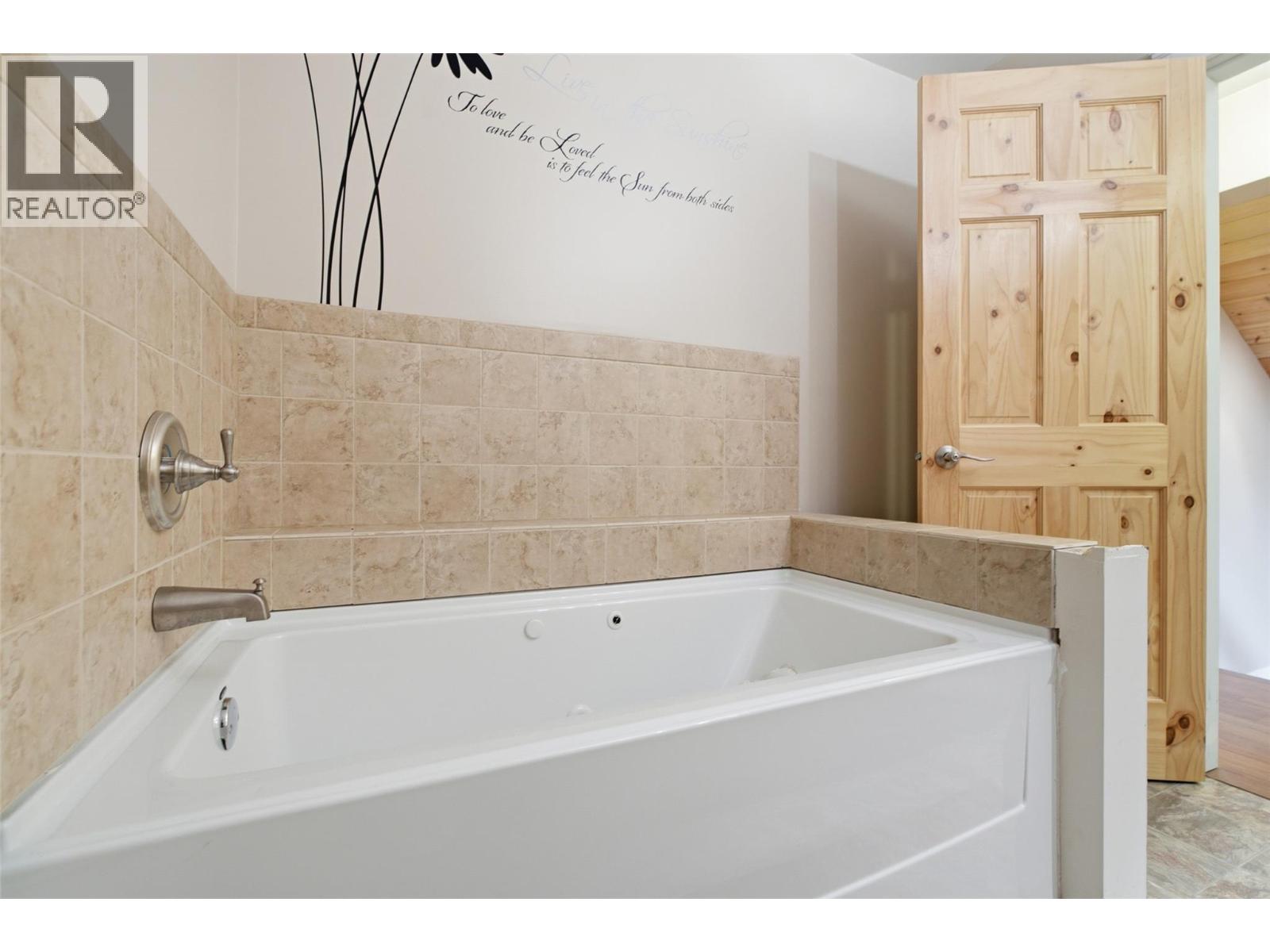 4492 Iron Mountain Road, Merritt